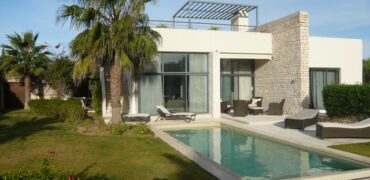 Villa avec piscine sur le golf