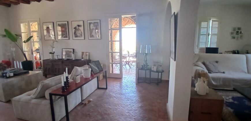 Exclusivité : Villa avec AVNA en secteur résidentiel