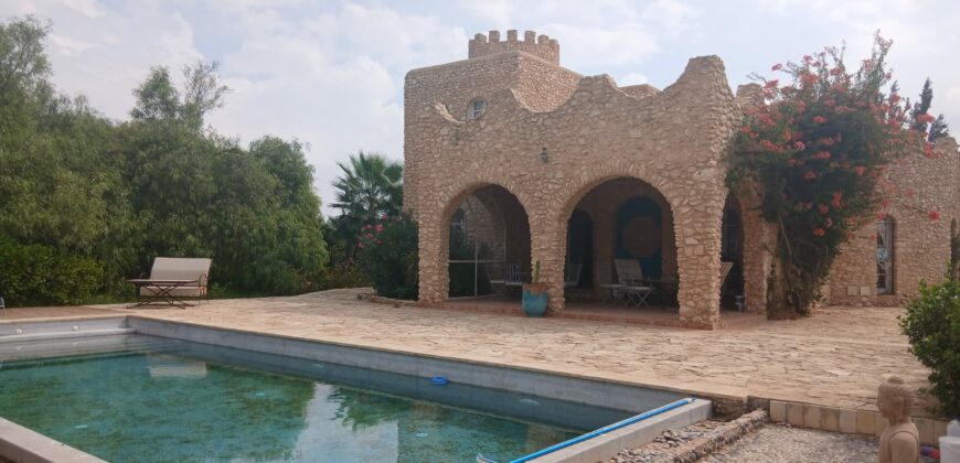 Exclusivité : Villa avec AVNA en secteur résidentiel